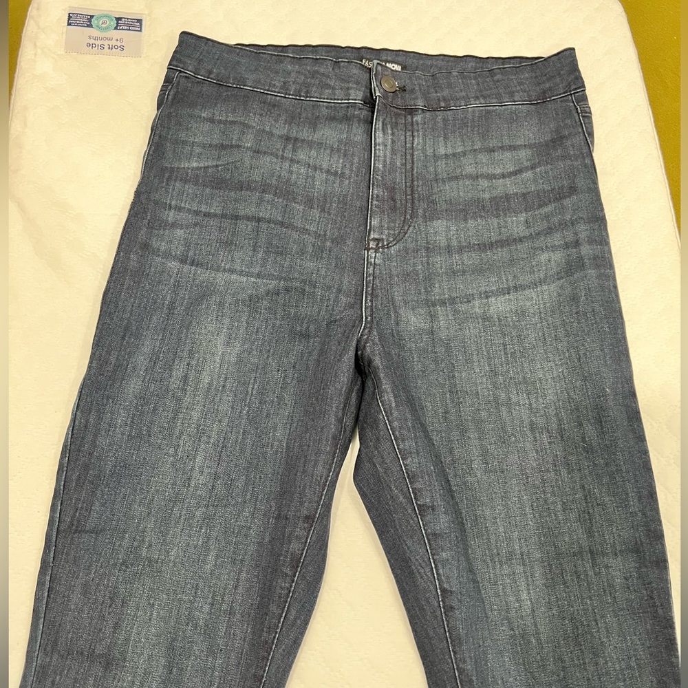 Fashion Nova High-Rise Jeans